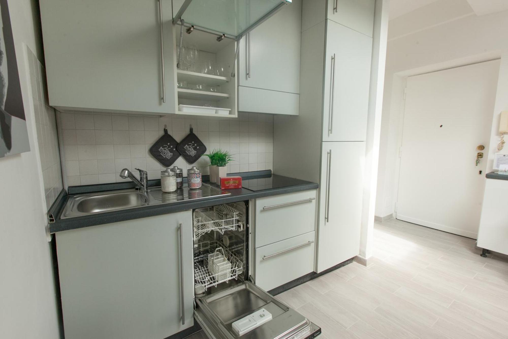Amazing And New Penthouse In City Center Milano Exteriör bild